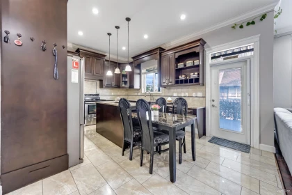 Primary Bathroom Photo of 14255 62b Avenue, Surrey, BC
