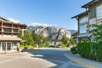 Garden / Landscaping Photo of 319 1211 Village Green Way, Squamish, BC