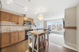 319 1211 Village Green Way, Squamish, BC