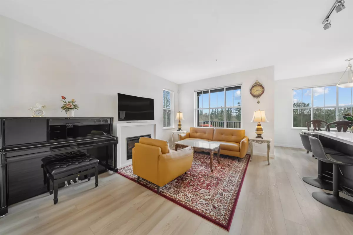 Family Room Photo of 17 11176 Gilker Hill Road, Maple Ridge, BC