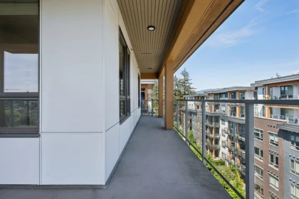 Hallway Photo of 617 721 Anskar Court, Coquitlam, BC