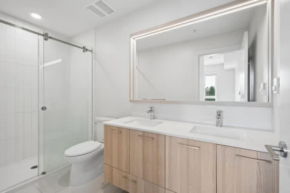 Primary Bathroom Photo of 617 721 Anskar Court, Coquitlam, BC