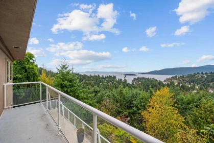 Aerial View of 5532 Westhaven Road, West Vancouver, BC