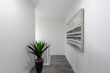 Entry Foyer Photo of 2 769 Ota Avenue, New Westminster, BC