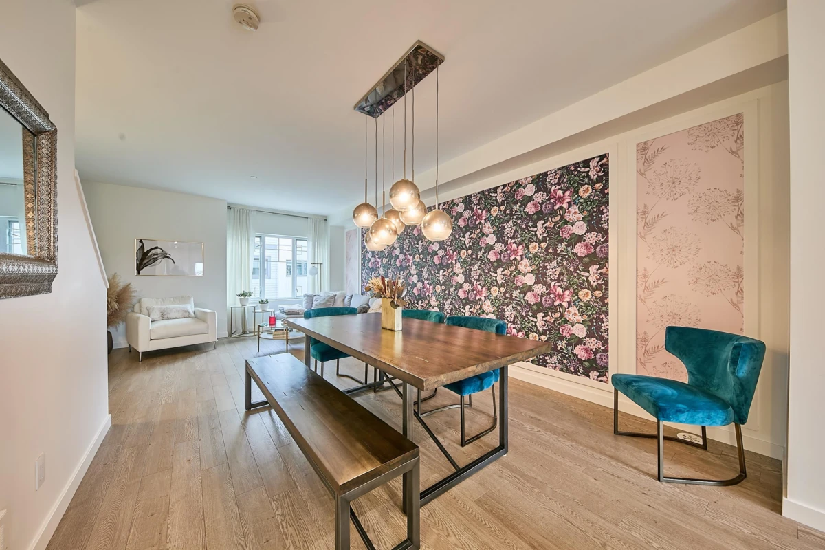 Dining Area Photo of 204 19451 Sutton Avenue, Pitt Meadows, BC