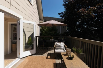 Backyard Photo of 7952 15th Avenue, Burnaby, BC
