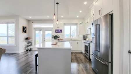 Breakfast Nook Photo of 1 8295 Nixon Road, Chilliwack, BC