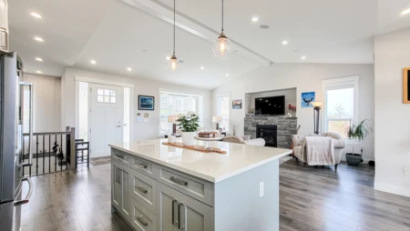 Kitchen Island Photo of 1 8295 Nixon Road, Chilliwack, BC