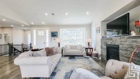 1 8295 Nixon Road, Chilliwack, BC, Chilliwack — Single Family Residence for sale
