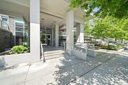 327 9371 Hemlock Drive, Richmond, BC, Richmond — Apartment/Condo for sale