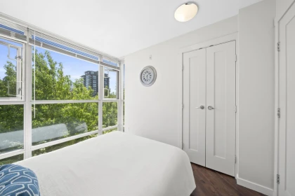 Hallway Photo of 327 9371 Hemlock Drive, Richmond, BC