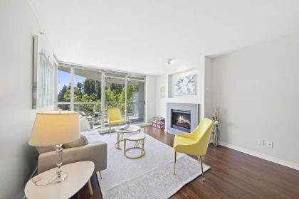 Pantry Photo of 327 9371 Hemlock Drive, Richmond, BC