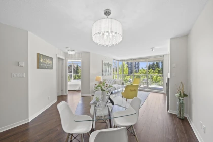 Powder Room Photo of 327 9371 Hemlock Drive, Richmond, BC