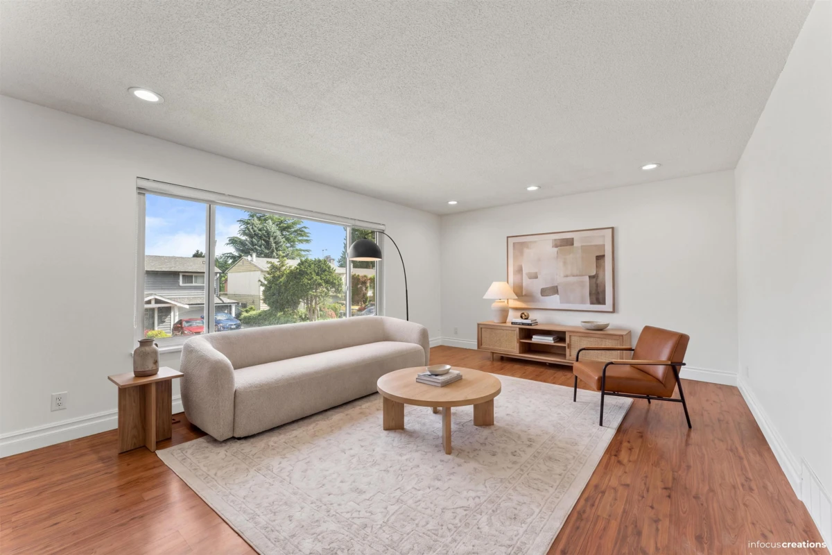 Family Room Photo of 11662 89a Avenue, Delta, BC