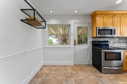 Swimming Pool Photo of 11662 89a Avenue, Delta, BC
