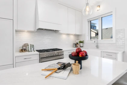 Kitchen Photo of 531 W 61st Avenue, Vancouver, BC