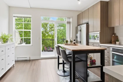 Breakfast Nook Photo of 20 3399 151 Street, Surrey, BC