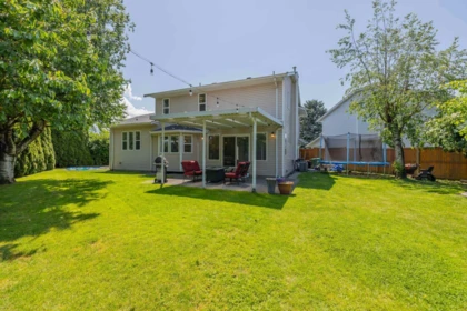 Backyard Photo of 45257 Raven Place, Chilliwack, BC