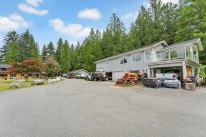 Hot Tub / Spa Photo of 22050 136 Avenue, Maple Ridge, BC