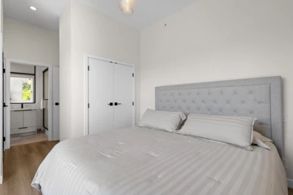 Bedroom 3 Photo of 415 555 Foster Avenue, Coquitlam, BC