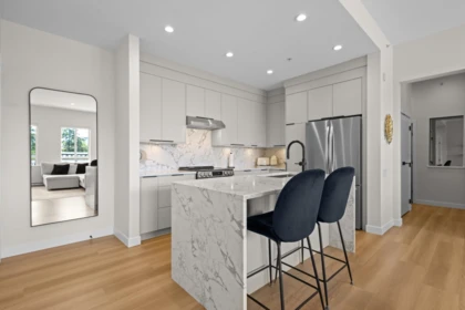 Breakfast Nook Photo of 415 555 Foster Avenue, Coquitlam, BC