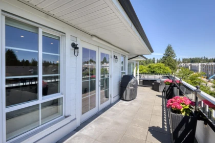 Laundry Room Photo of 415 555 Foster Avenue, Coquitlam, BC