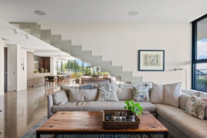 Entry Foyer Photo of 508 2102 W 48th Avenue, Vancouver, BC