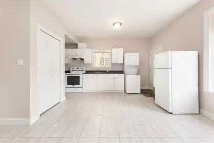 Hallway Photo of 1351 Duthie Avenue, Burnaby, BC