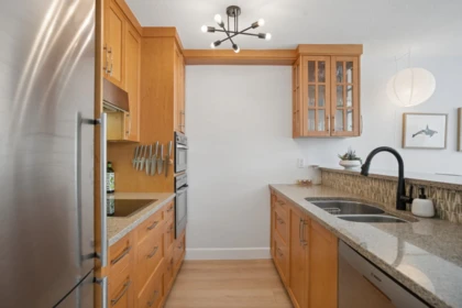 Kitchen Island Photo of 408 2020 W 8th Avenue, Vancouver, BC