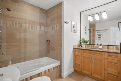 Office / Den Photo of 408 2020 W 8th Avenue, Vancouver, BC