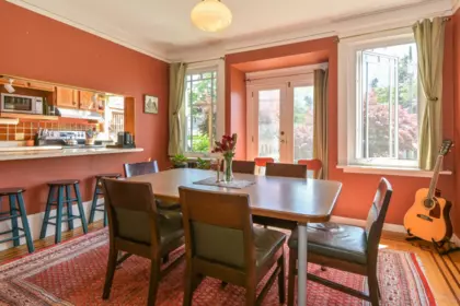 Kitchen Photo of 3422 - 3424 W 2nd Avenue, Vancouver, BC