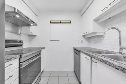 Loft / Bonus Room Photo of 507 388 Drake Street, Vancouver, BC