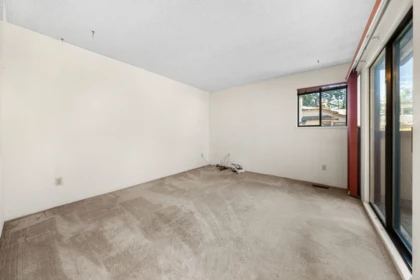 Basement Recreation Room Photo of 104 12749 16 Avenue, Surrey, BC