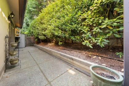 Garden / Landscaping Photo of 104 12749 16 Avenue, Surrey, BC