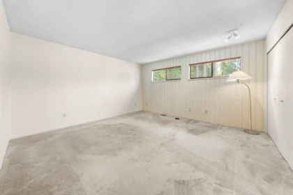 Guest Bathroom Photo of 104 12749 16 Avenue, Surrey, BC