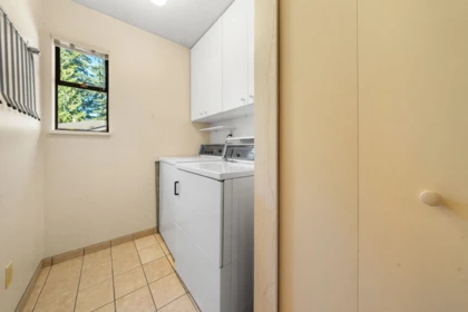 Hallway Photo of 104 12749 16 Avenue, Surrey, BC