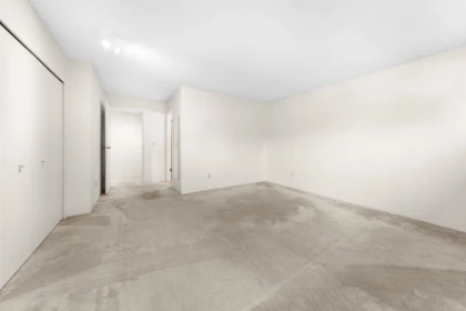 Office / Den Photo of 104 12749 16 Avenue, Surrey, BC