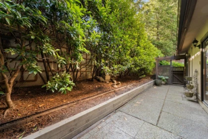 Swimming Pool Photo of 104 12749 16 Avenue, Surrey, BC