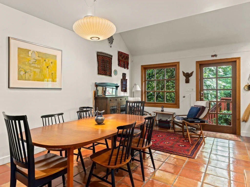 Dining Area Photo of 3738 W 24th Avenue, Vancouver, BC