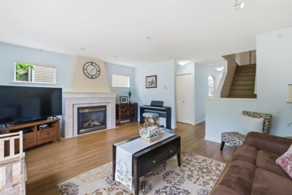 Breakfast Nook Photo of 30 6450 199 Street, Langley, BC
