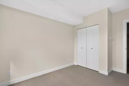 Laundry Room Photo of 213 2493 Montrose Avenue, Abbotsford, BC