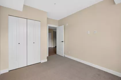 Mudroom Photo of 213 2493 Montrose Avenue, Abbotsford, BC