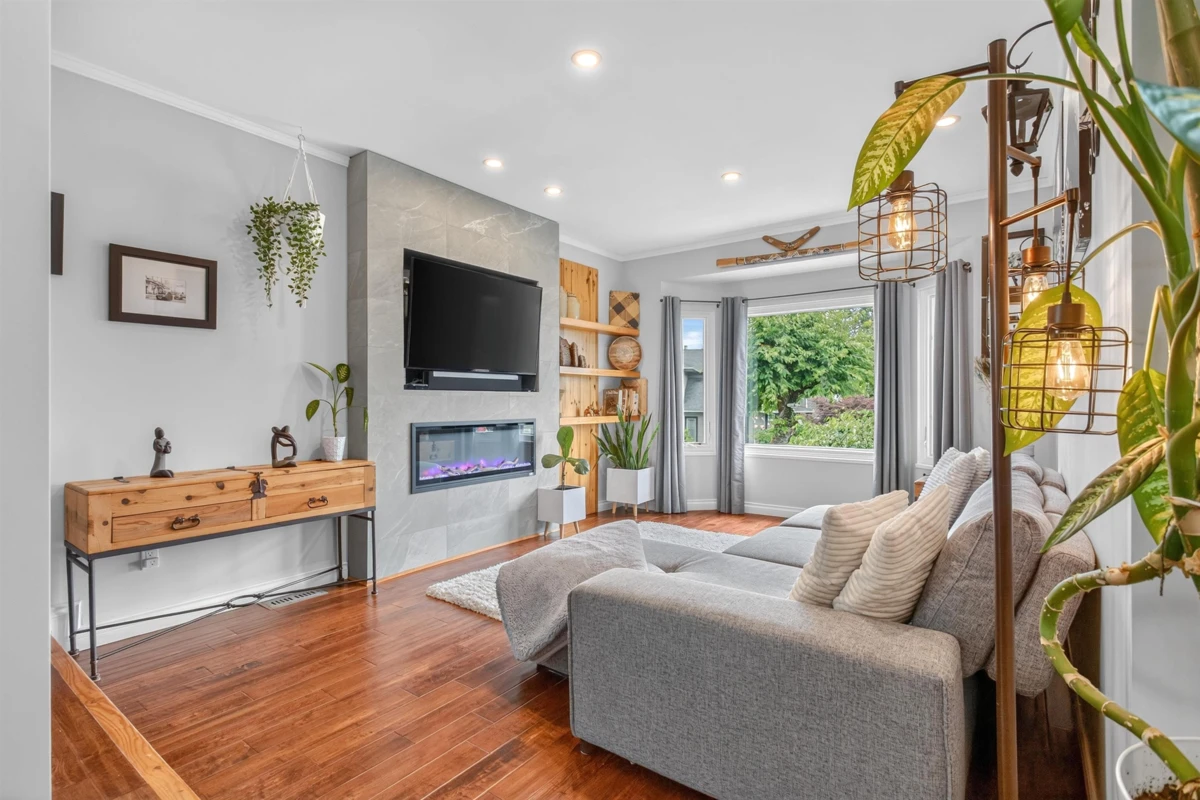 Living Room Photo of 1167 Castle Crescent, Port Coquitlam, BC
