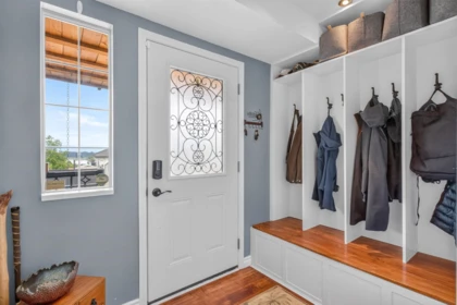 Powder Room Photo of 1167 Castle Crescent, Port Coquitlam, BC