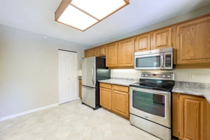 Office / Den Photo of 214 15255 18 Avenue, Surrey, BC