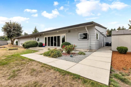 Aerial View of 19635 Planetree Lane, Pitt Meadows, BC