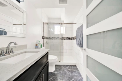 Powder Room Photo of 12712 113a Avenue, Surrey, BC