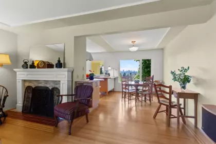 Breakfast Nook Photo of 144 E Eighth Avenue, New Westminster, BC
