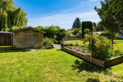 Garden / Landscaping Photo of 8237 Viola Place, Mission, BC