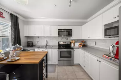 Breakfast Nook Photo of 45 5670 208 Street, Langley, BC